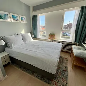 https://strandzicht-zandvoort.zandvoort-hotels.com